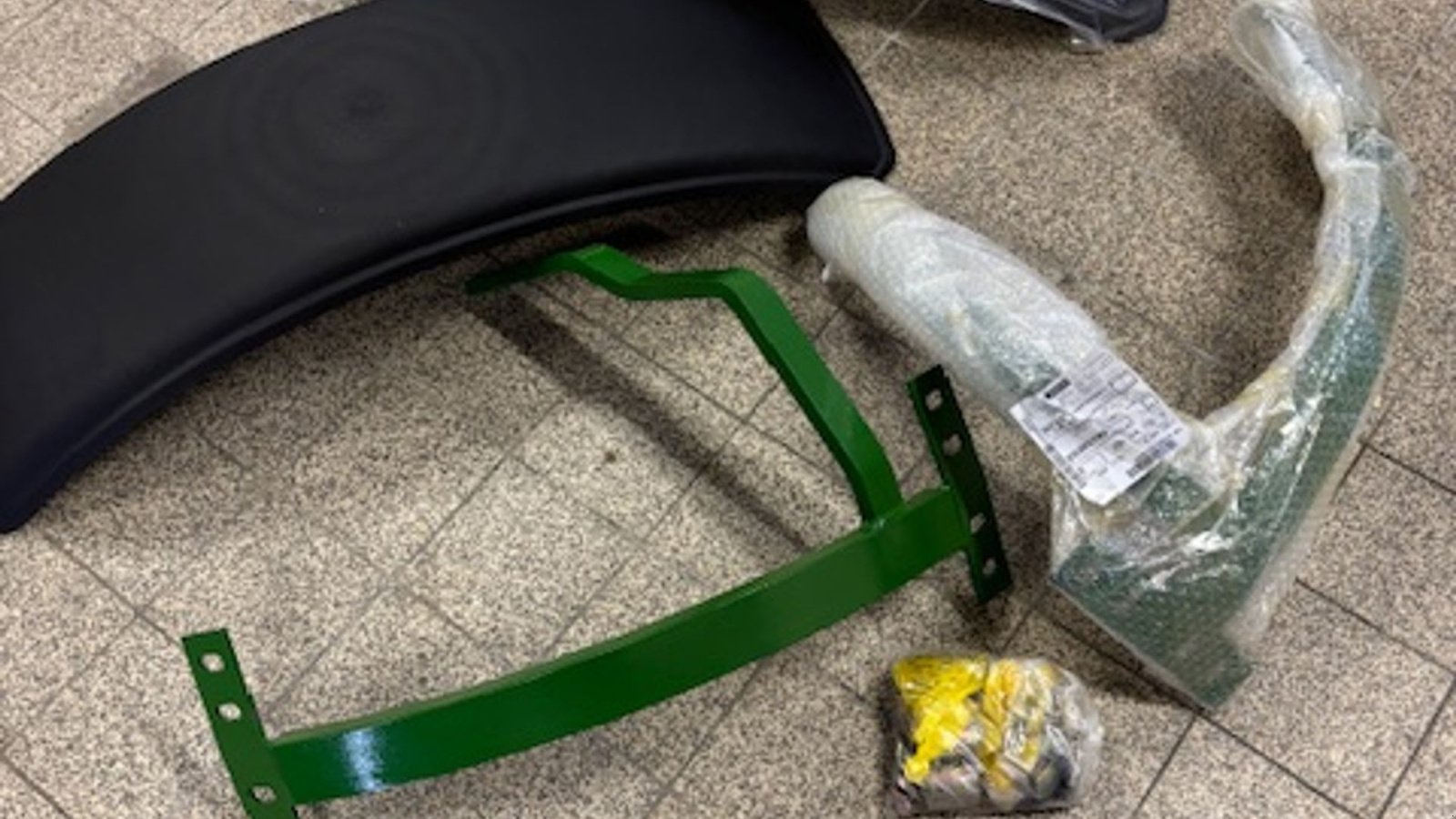 Sonstiges Traktorzubehör vrste John Deere Forskærme til 5515F kompakttraktor, Gebrauchtmaschine v Toftlund (Slika 2)