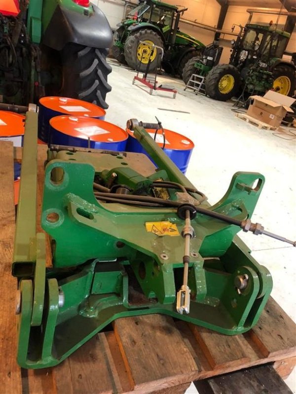 Sonstiges Traktorzubehör типа John Deere Hitchkrog fra JD 8000 & JD 6000, Gebrauchtmaschine в Brønderslev (Фотография 7)