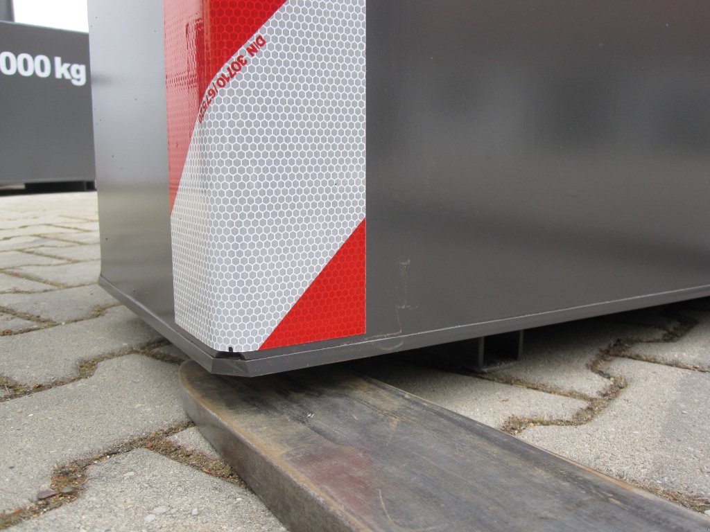 Sonstiges Traktorzubehör des Typs Koller STAHL-Frontgewichte 800-3000kg, Neumaschine in Bayerbach (Bild 18)