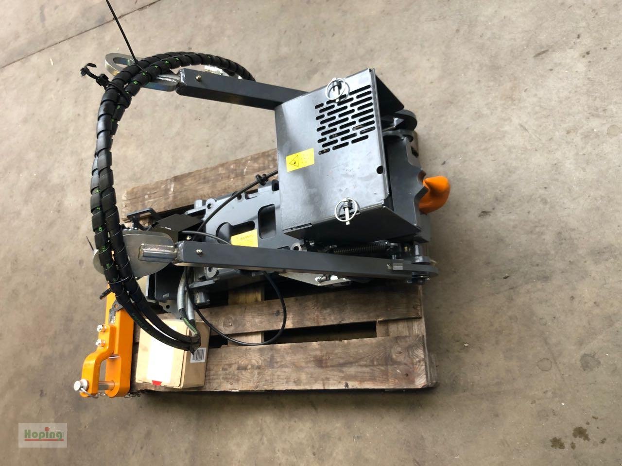 Sonstiges Traktorzubehör des Typs Kubota Dromone passen zu M7, Neumaschine in Bakum (Bild 4)