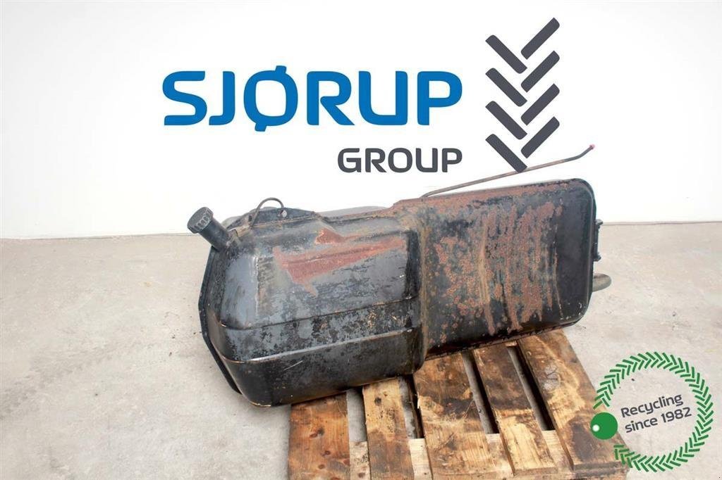 Sonstiges Traktorzubehör typu Lamborghini Formula 115 Dieseltank / Fuel Tank, Gebrauchtmaschine v Viborg (Obrázek 1)