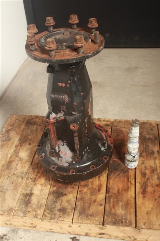 Sonstiges Traktorzubehör типа Lamborghini Formula 115 Højre lår / Right Rear Axle, Gebrauchtmaschine в Viborg (Фотография 5)