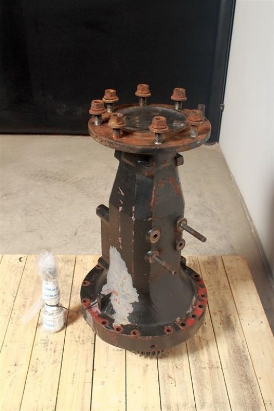 Sonstiges Traktorzubehör Türe ait Lamborghini Formula 115 Venstre lår / Left Rear Axle, Gebrauchtmaschine içinde Viborg (resim 5)