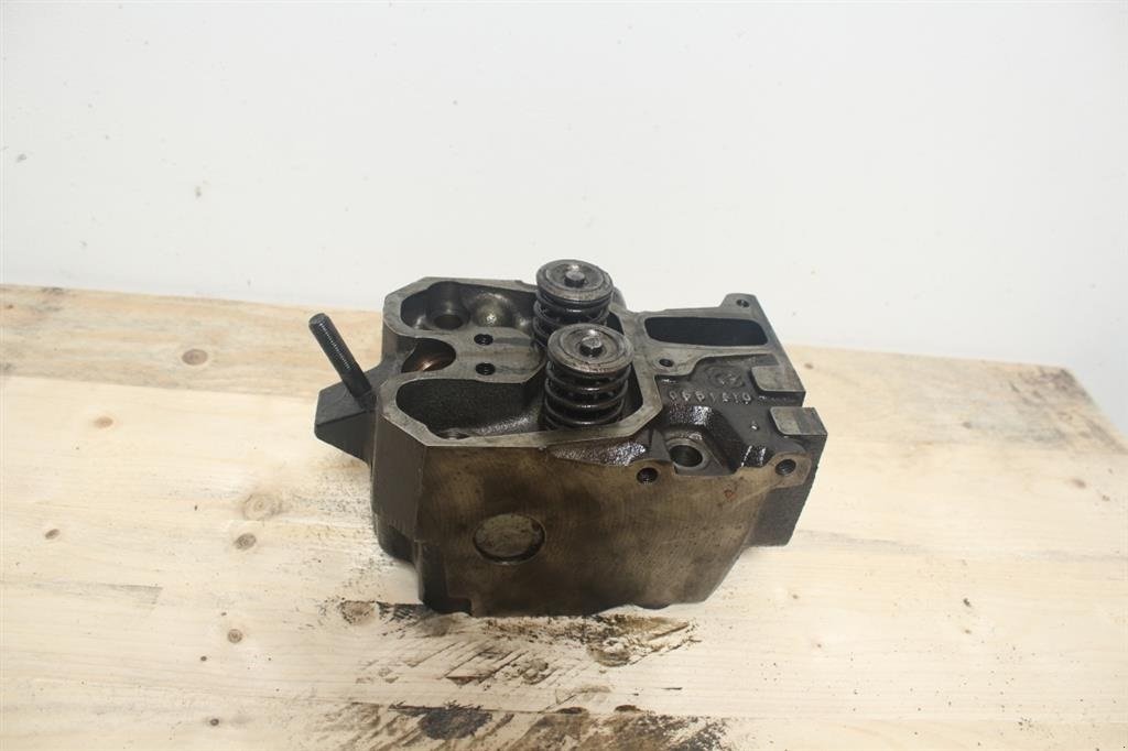 Sonstiges Traktorzubehör Türe ait Lamborghini Formula 135 Topstykke / Cylinder Head, Gebrauchtmaschine içinde Viborg (resim 3)