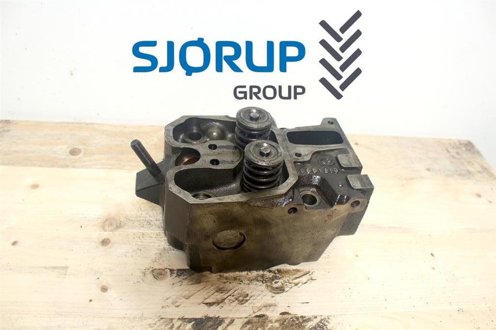 Sonstiges Traktorzubehör Türe ait Lamborghini Formula 135 Topstykke / Cylinder Head, Gebrauchtmaschine içinde Viborg (resim 1)