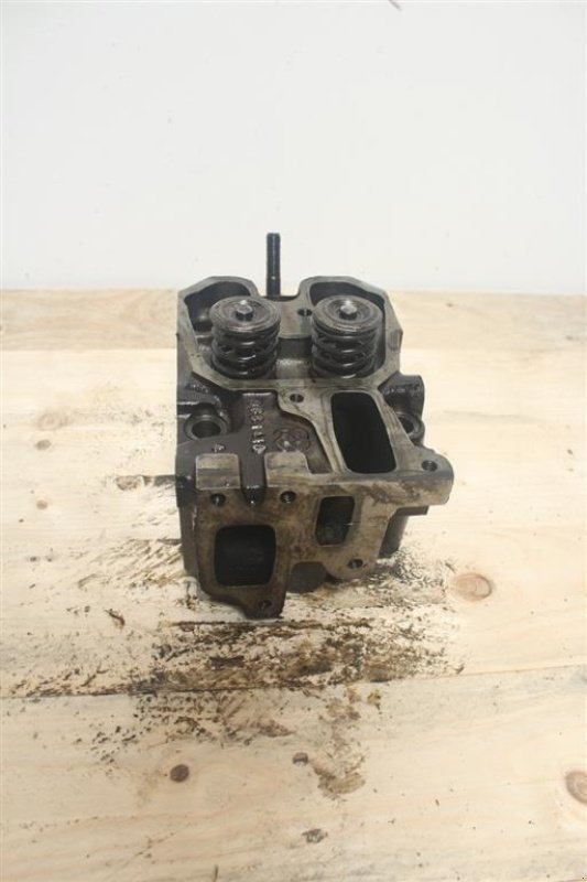 Sonstiges Traktorzubehör Türe ait Lamborghini Formula 135 Topstykke / Cylinder Head, Gebrauchtmaschine içinde Viborg (resim 5)