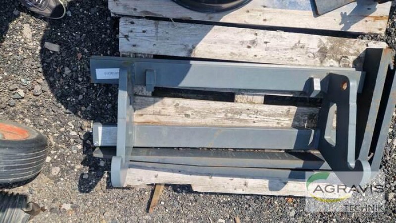 Sonstiges Traktorzubehör des Typs LSB GABELTRÄGER, Neumaschine in Erndtebrück-Womelsdorf (Bild 2)