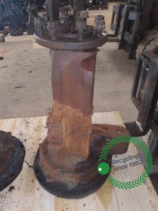 Sonstiges Traktorzubehör типа Massey Ferguson 6265 Lår / Rear Axle, Gebrauchtmaschine в Viborg (Фотография 1)