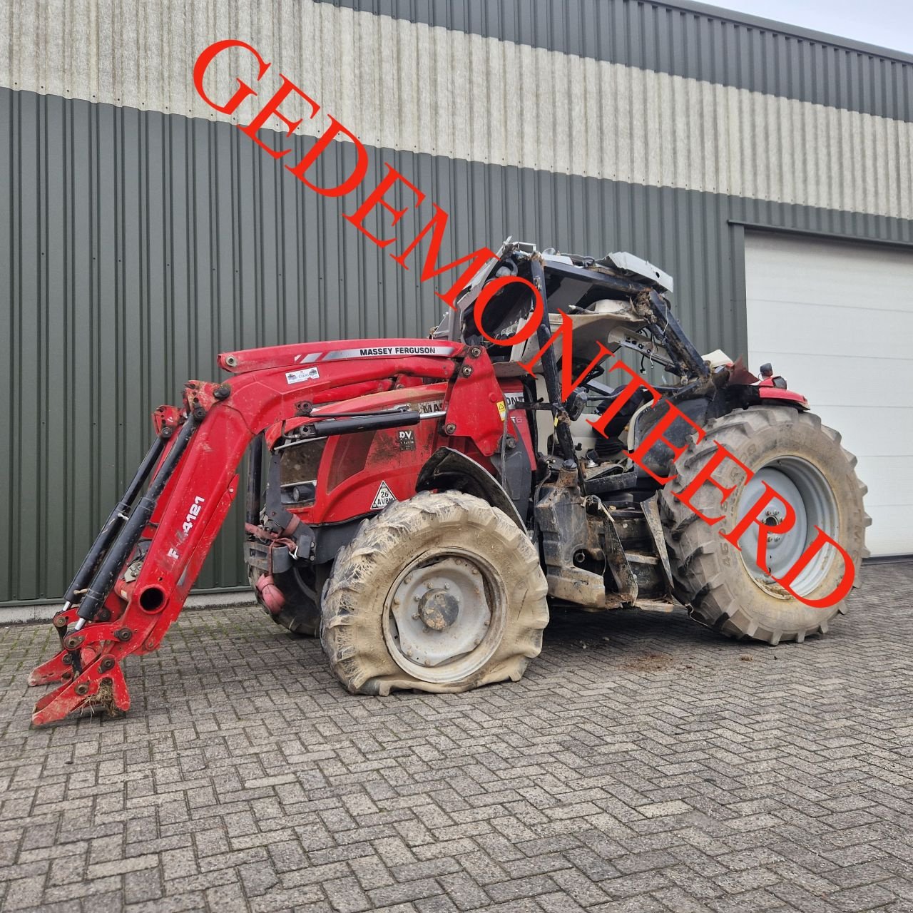 Sonstiges Traktorzubehör типа Massey Ferguson 6713 S Dyna 6, Gebrauchtmaschine в Tiel (Фотография 1)