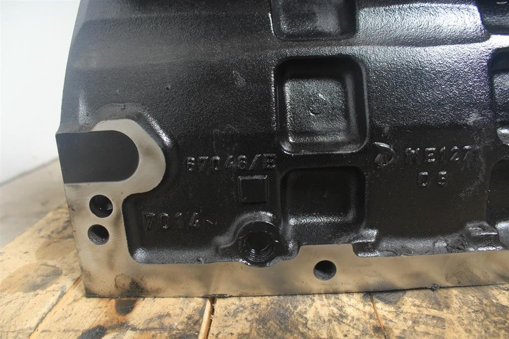 Sonstiges Traktorzubehör типа Massey Ferguson 8480 Motorblok / Engine Block, Gebrauchtmaschine в Viborg (Фотография 6)