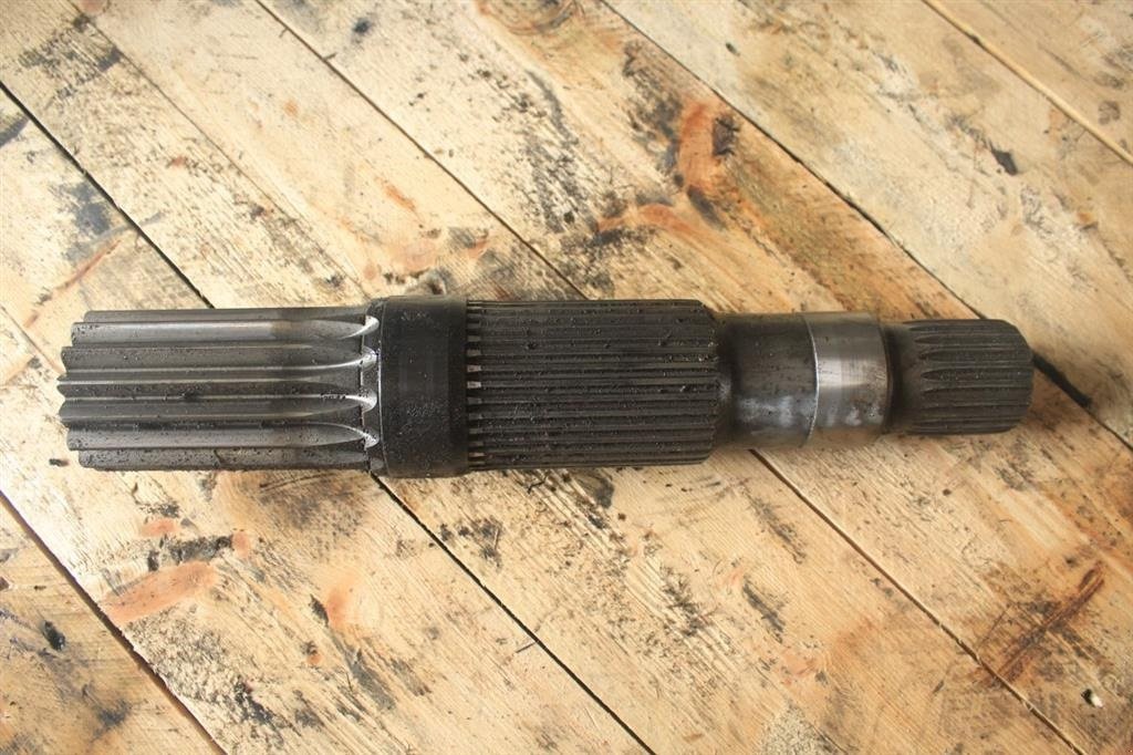 Sonstiges Traktorzubehör des Typs Massey Ferguson 8480 Venstre lår / Left Rear Axle, Gebrauchtmaschine in Viborg (Bild 5)