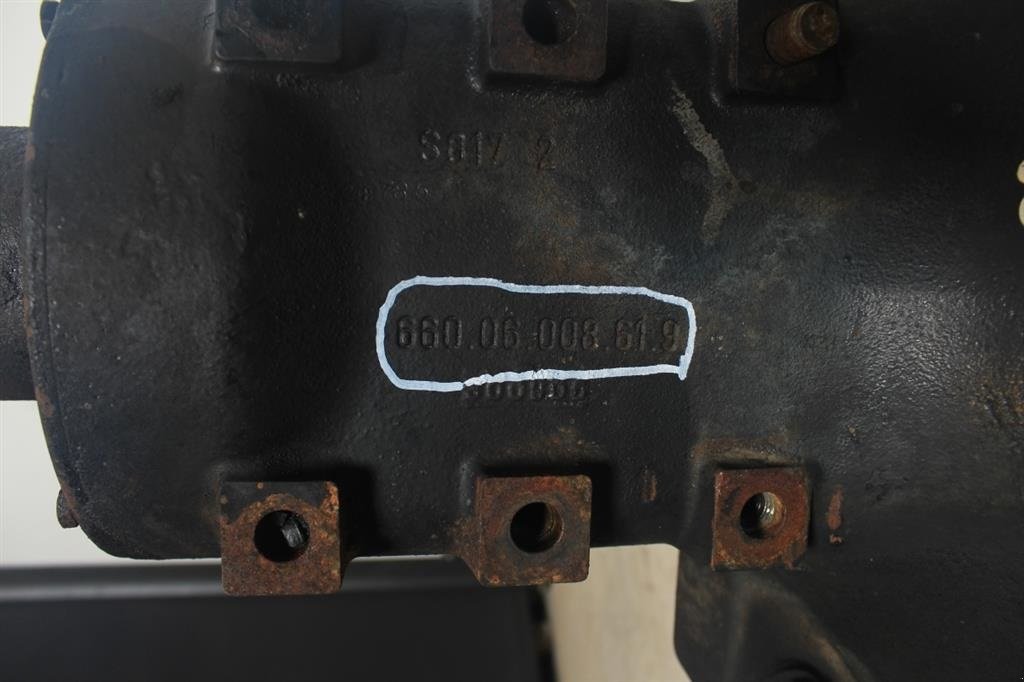 Sonstiges Traktorzubehör des Typs Massey Ferguson 8480 Venstre lår / Left Rear Axle, Gebrauchtmaschine in Viborg (Bild 4)