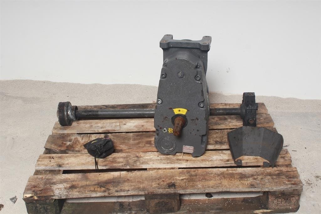 Sonstiges Traktorzubehör tipa Massey Ferguson 8690 Front PTO / Front PTO, Gebrauchtmaschine u Viborg (Slika 4)