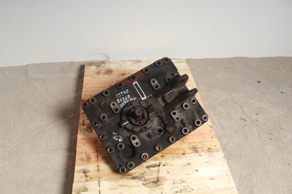 Sonstiges Traktorzubehör типа Massey Ferguson 8690 PTO, Gebrauchtmaschine в Viborg (Фотография 2)