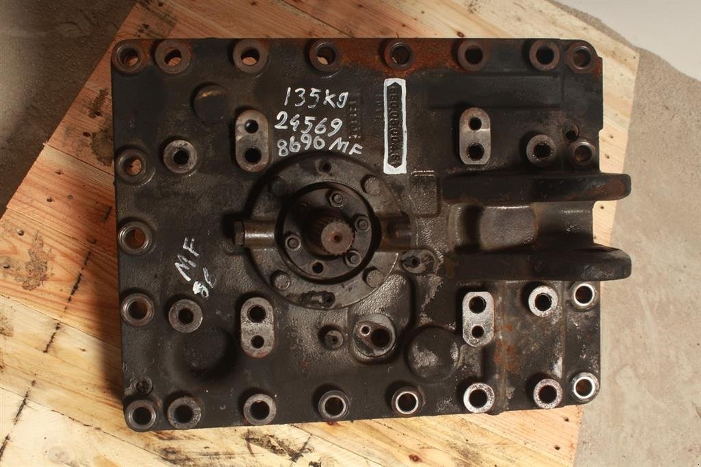 Sonstiges Traktorzubehör типа Massey Ferguson 8690 PTO, Gebrauchtmaschine в Viborg (Фотография 4)