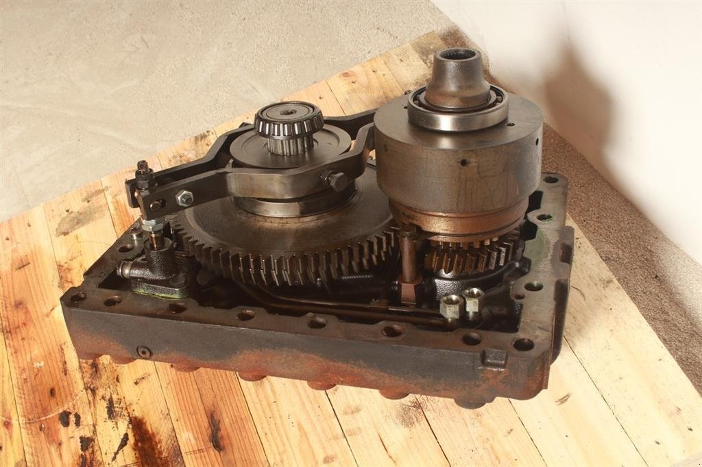 Sonstiges Traktorzubehör типа Massey Ferguson 8690 PTO, Gebrauchtmaschine в Viborg (Фотография 8)