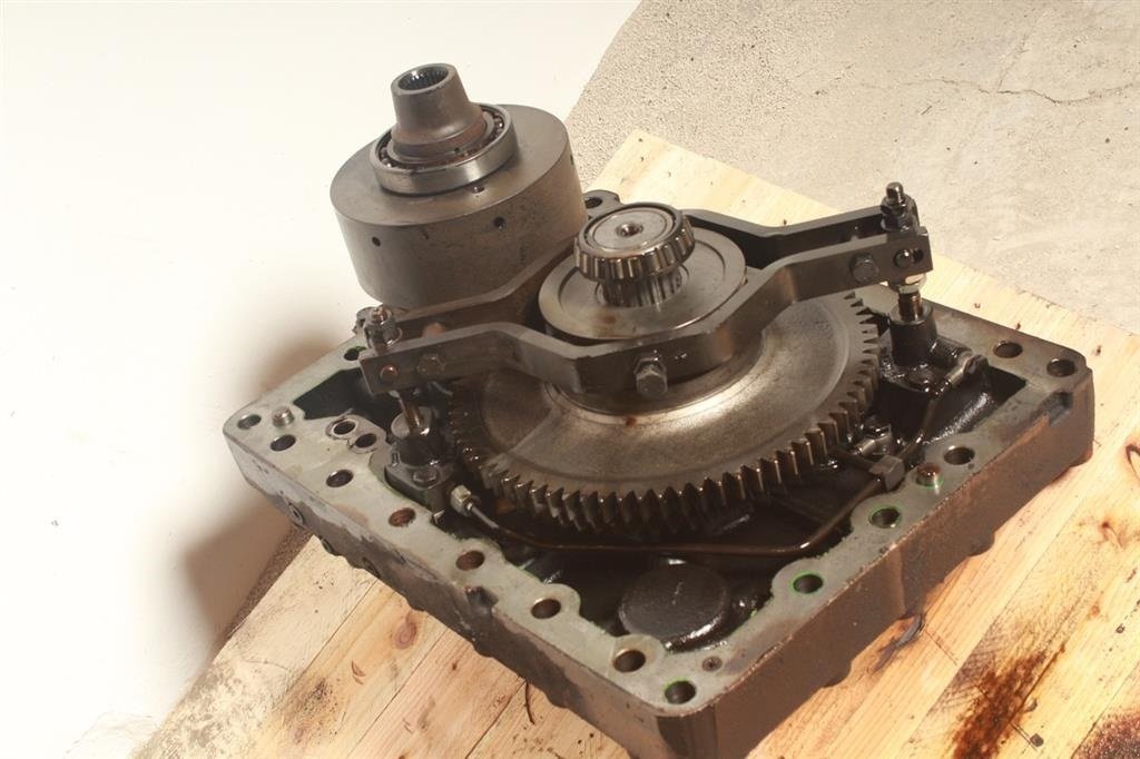 Sonstiges Traktorzubehör типа Massey Ferguson 8690 PTO, Gebrauchtmaschine в Viborg (Фотография 5)