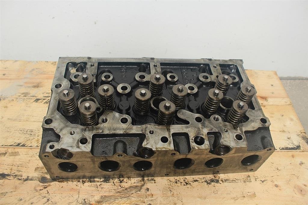 Sonstiges Traktorzubehör typu Massey Ferguson 8690 Topstykke / Cylinder Head, Gebrauchtmaschine v Viborg (Obrázek 5)