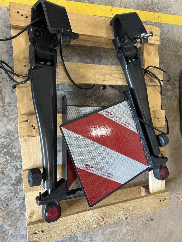 Sonstiges Traktorzubehör типа Massey Ferguson SIDEMARKERINGSLYGTER, Gebrauchtmaschine в Jelling (Фотография 1)