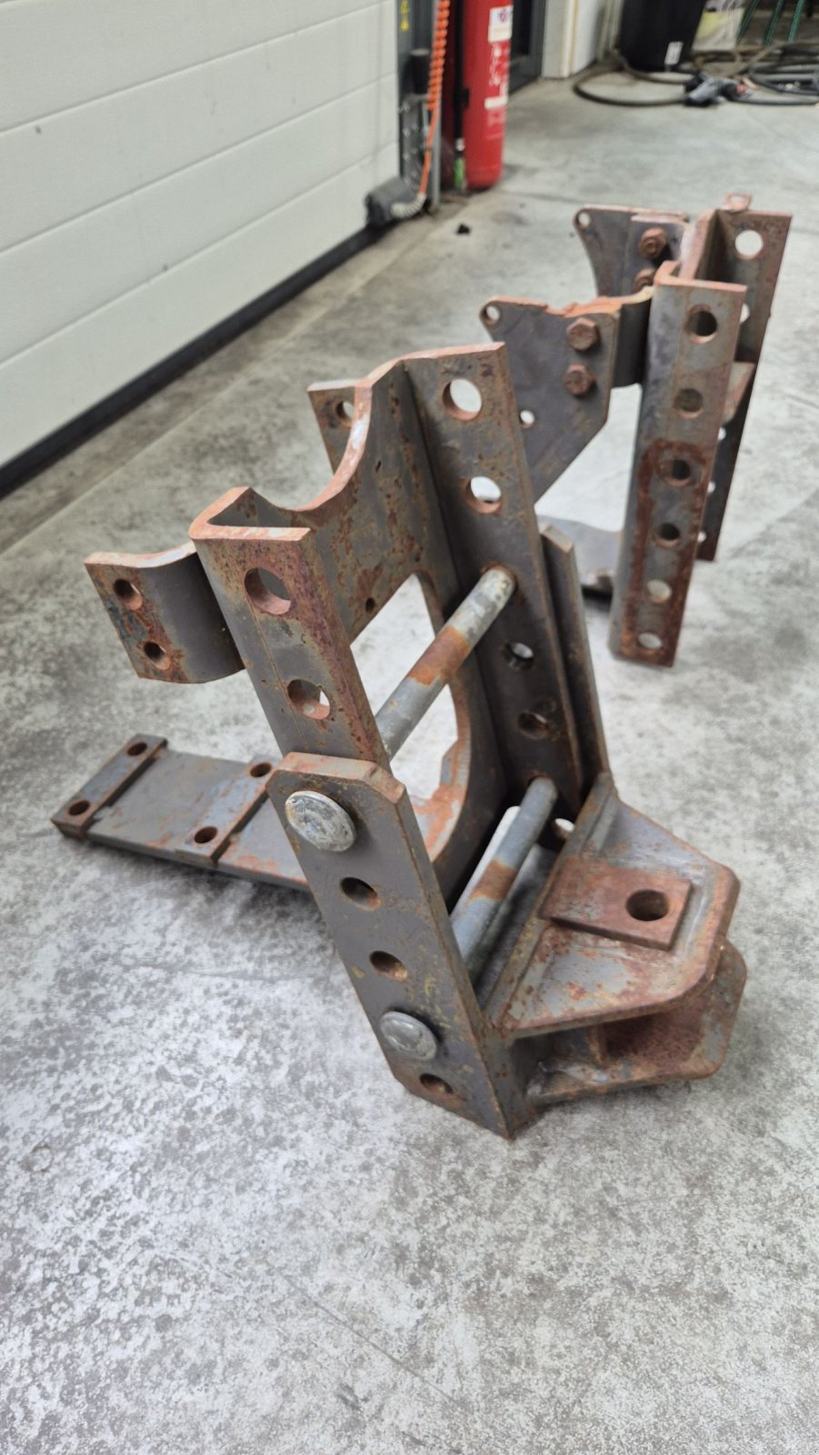 Sonstiges Traktorzubehör typu Massey Ferguson Trekhaakslede trekhaakrail frame, Gebrauchtmaschine v Schoonebeek (Obrázek 4)