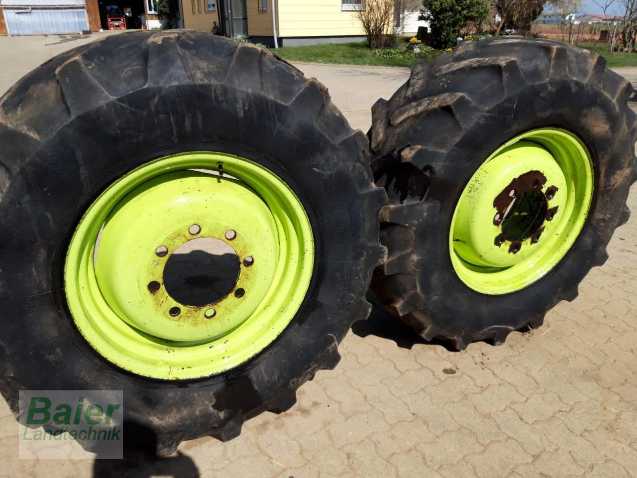Sonstiges Traktorzubehör типа Mercedes-Benz MB-Trac Räder, Gebrauchtmaschine в OBERNDORF-HOCHMOESSINGEN (Фотография 3)