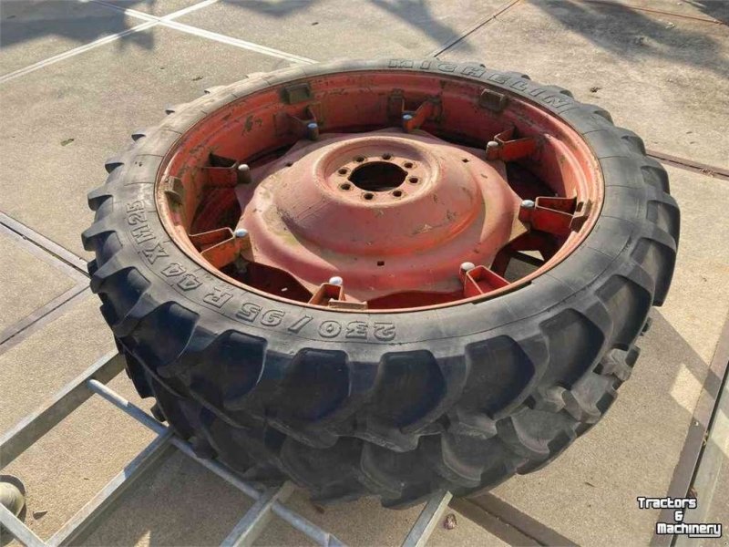 Sonstiges Traktorzubehör del tipo Michelin 230/95xR44 xm25 cutluurwielen 23095, Gebrauchtmaschine In Zevenaar (Immagine 1)