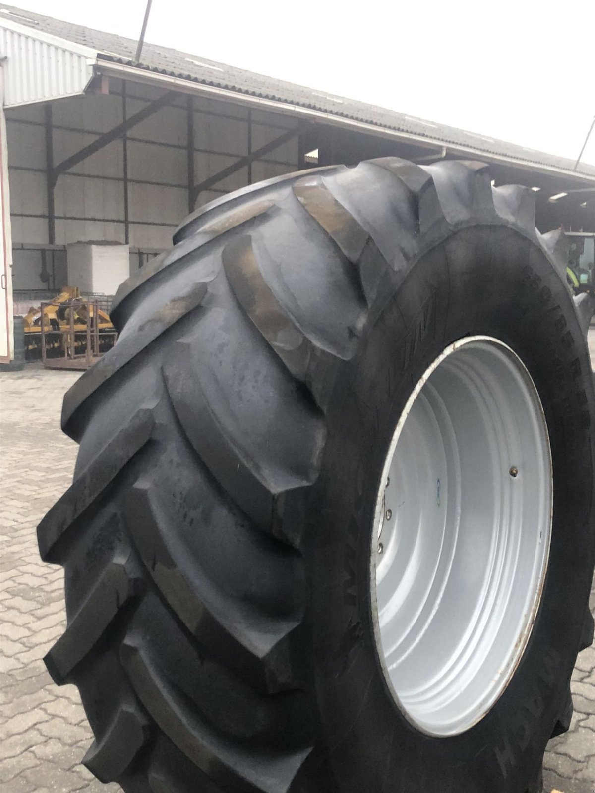 Sonstiges Traktorzubehör Türe ait Michelin 650/85R38, Gebrauchtmaschine içinde Kamperveen (resim 5)