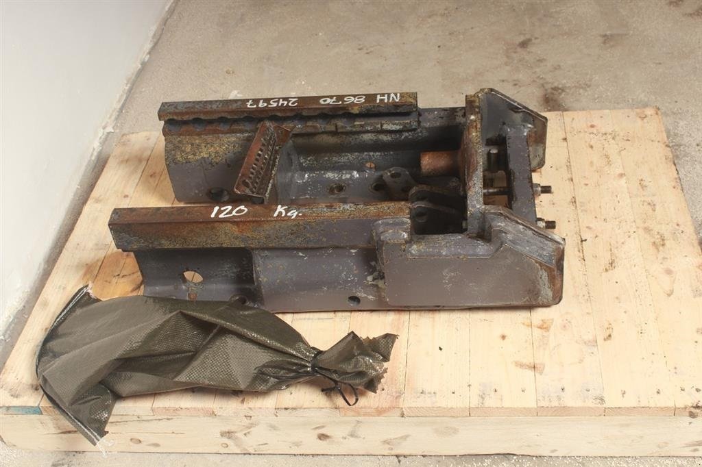 Sonstiges Traktorzubehör des Typs New Holland 8670 Træk / Pick Up Hitch, Gebrauchtmaschine in Viborg (Bild 2)