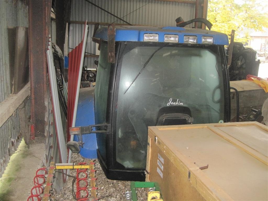 Sonstiges Traktorzubehör typu New Holland Førehus NH 8040, Gebrauchtmaschine v Aabenraa (Obrázek 3)