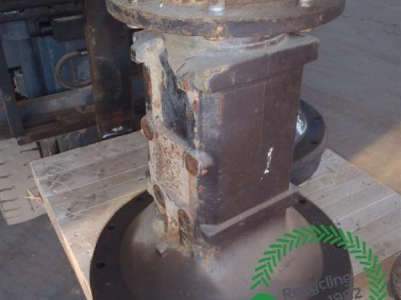 Sonstiges Traktorzubehör vrste New Holland M 160 Venstre lår / Left Rear Axle, Gebrauchtmaschine v Viborg (Slika 1)