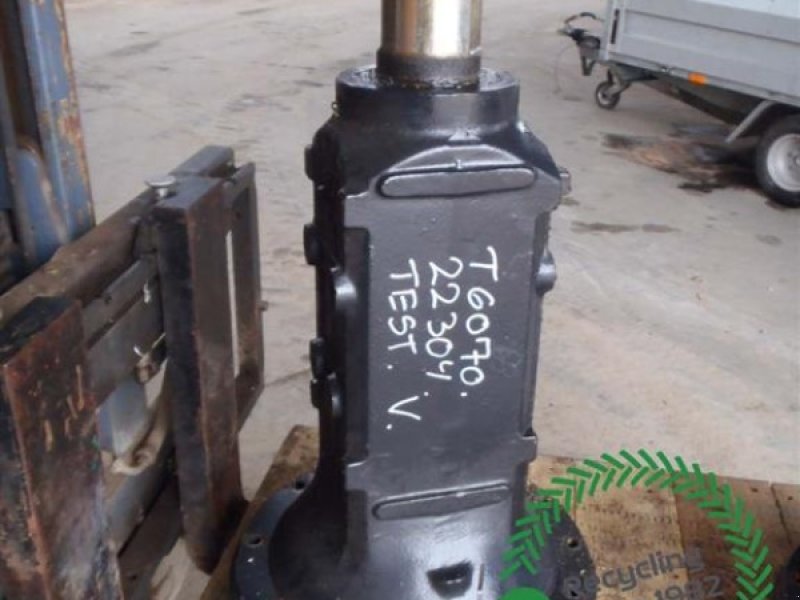 Sonstiges Traktorzubehör des Typs New Holland T6070 Venstre lår / Left Rear Axle, Gebrauchtmaschine in Viborg (Bild 1)
