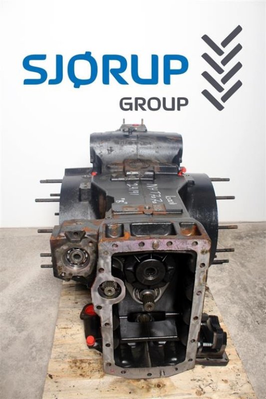 Sonstiges Traktorzubehör типа New Holland T7070 Bagtøj / Rear Transmission, Gebrauchtmaschine в Viborg (Фотография 1)