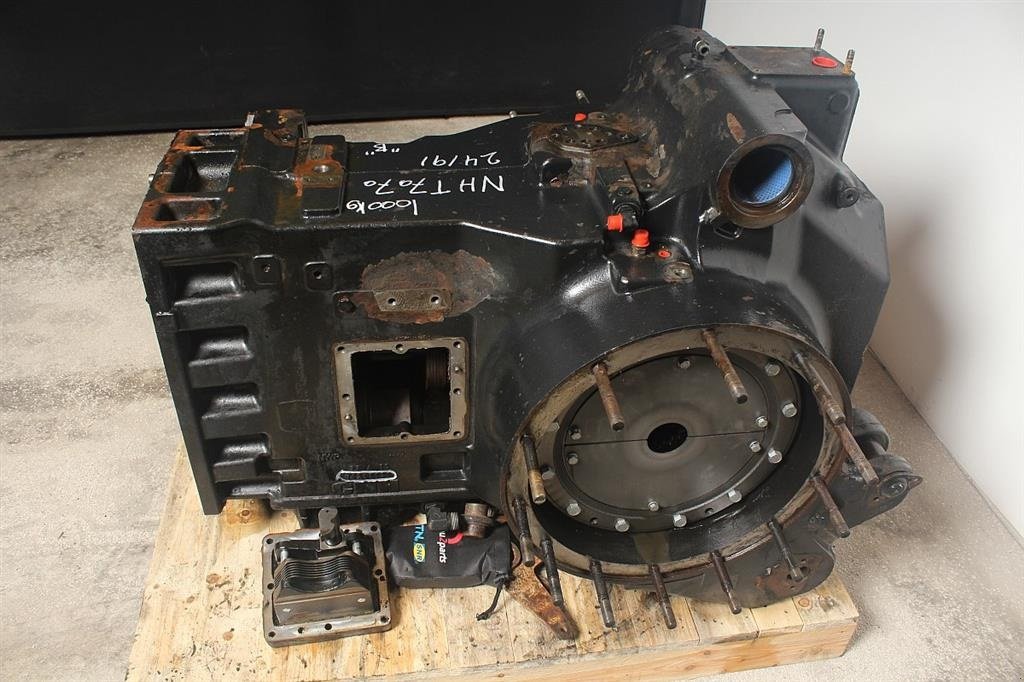 Sonstiges Traktorzubehör типа New Holland T7070 Bagtøj / Rear Transmission, Gebrauchtmaschine в Viborg (Фотография 4)