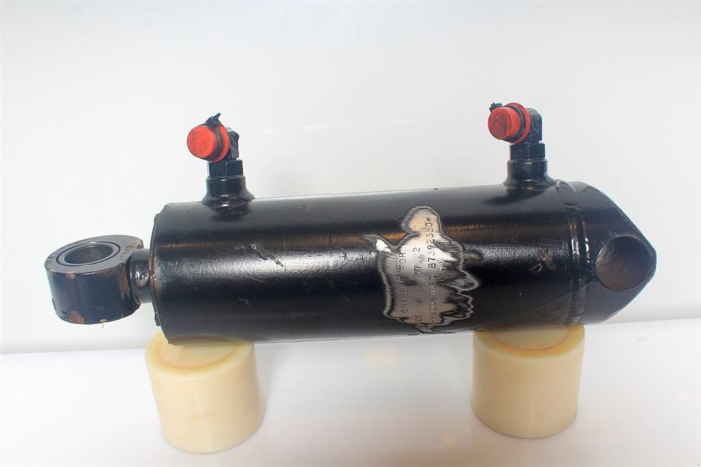 Sonstiges Traktorzubehör des Typs New Holland T7.210 Liftcylinder, Gebrauchtmaschine in Viborg (Bild 2)