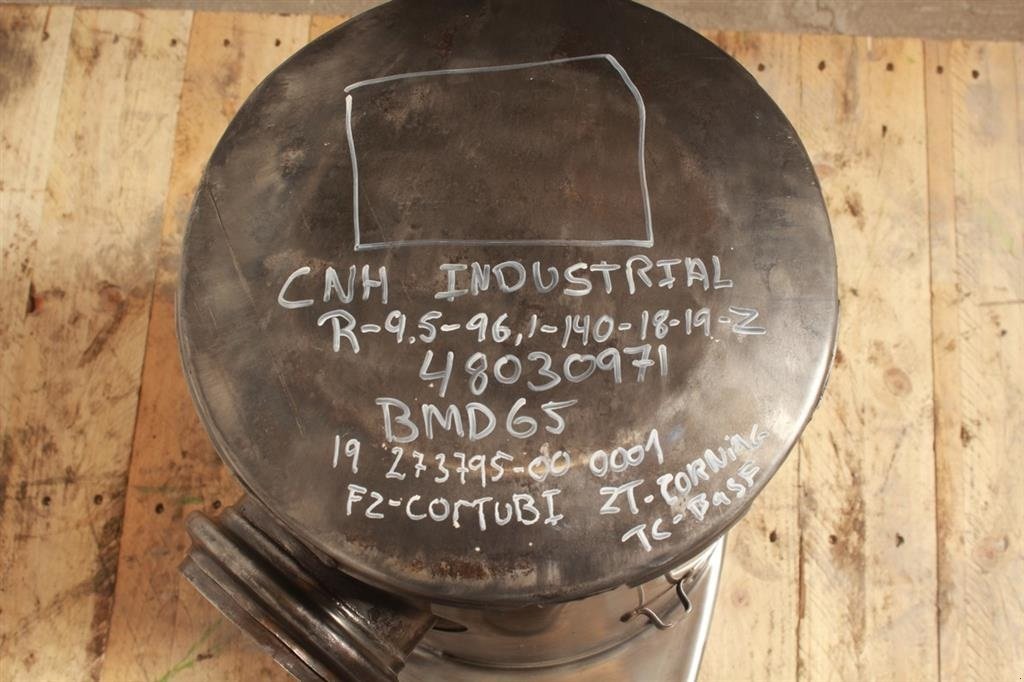 Sonstiges Traktorzubehör типа New Holland T7.260 Katalysator / Catalyst, Gebrauchtmaschine в Viborg (Фотография 2)