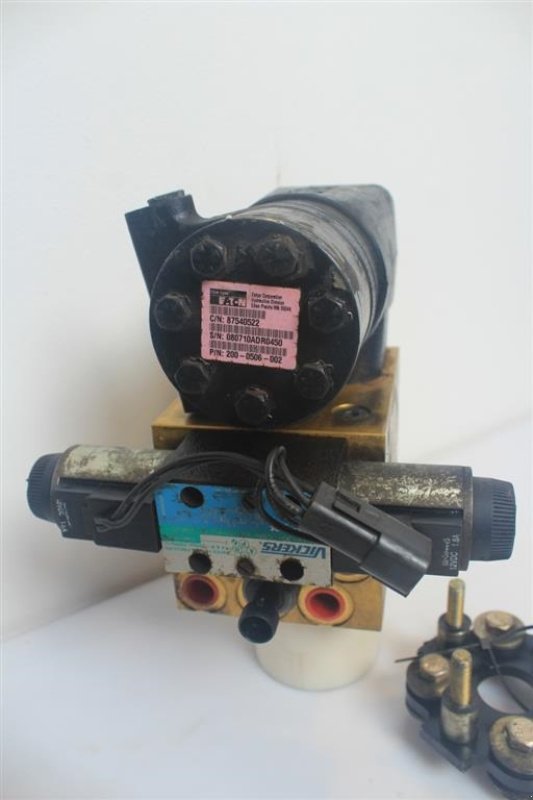 Sonstiges Traktorzubehör typu New Holland T8050 Styreorbitrol / Steering Unit, Gebrauchtmaschine v Viborg (Obrázek 3)