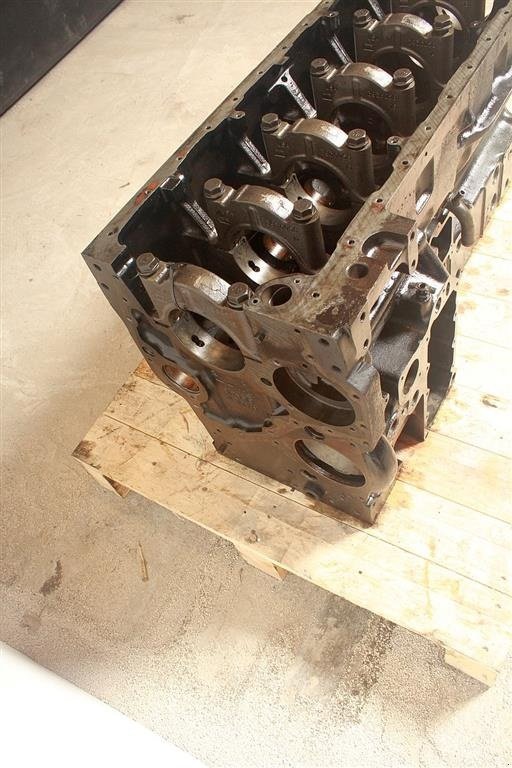 Sonstiges Traktorzubehör типа New Holland TG285 Motorblok / Engine Block, Gebrauchtmaschine в Viborg (Фотография 3)