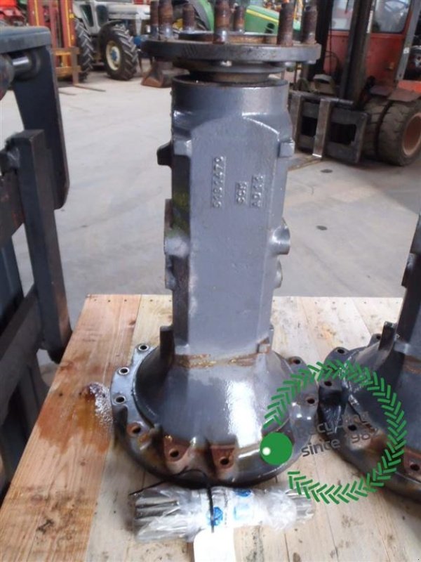 Sonstiges Traktorzubehör типа New Holland TSA 100 Venstre lår / Left Rear Axle, Gebrauchtmaschine в Viborg (Фотография 1)