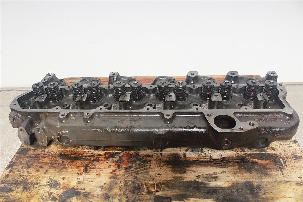 Sonstiges Traktorzubehör typu Renault ARES Topstykke / Cylinder Head, Gebrauchtmaschine v Viborg (Obrázek 3)
