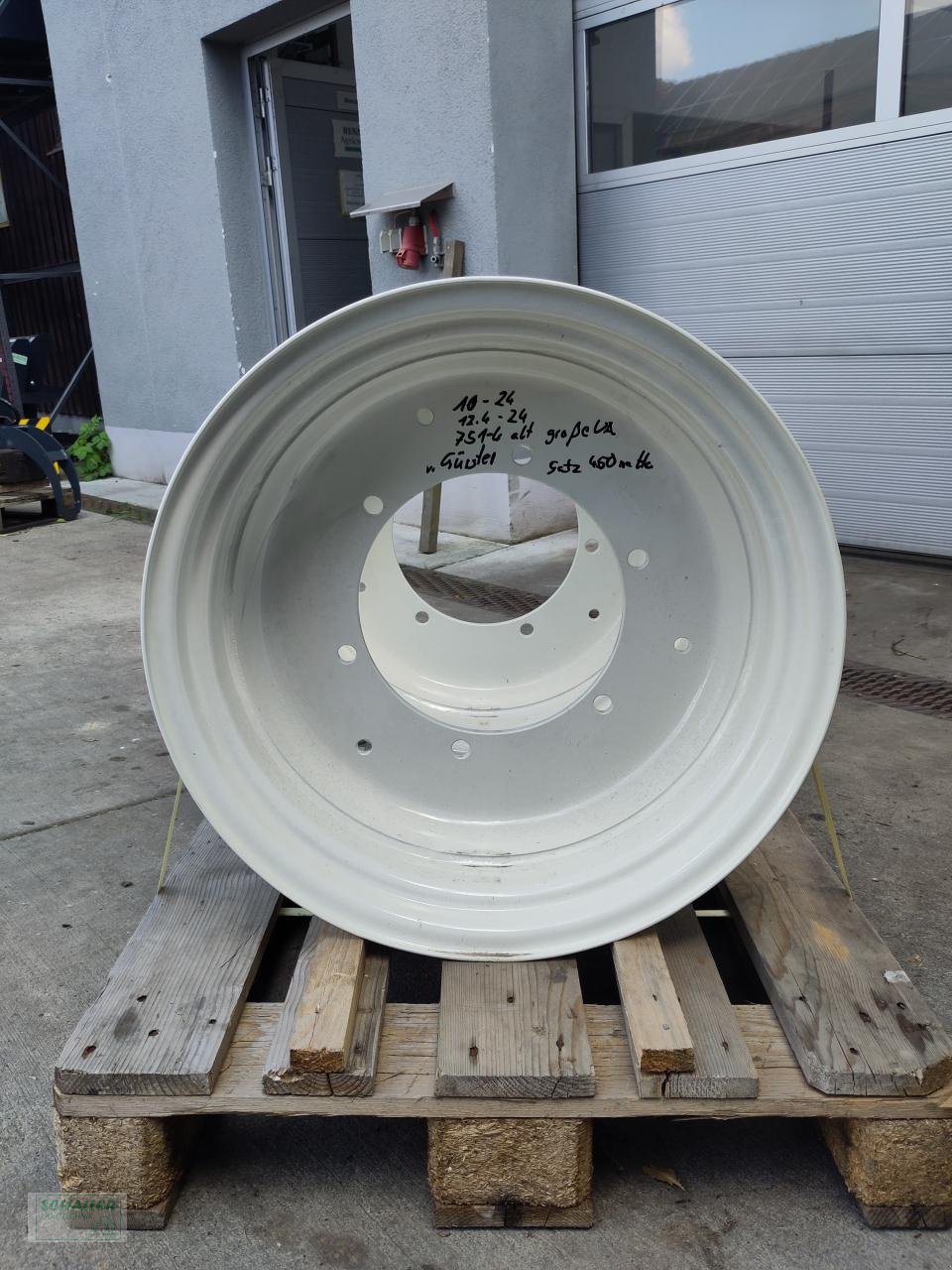 Sonstiges Traktorzubehör typu Renault Felgen Satz 10X24  neu 751-4, 951-4, große TX-Reihe, Gebrauchtmaschine v Geiselhöring (Obrázek 2)