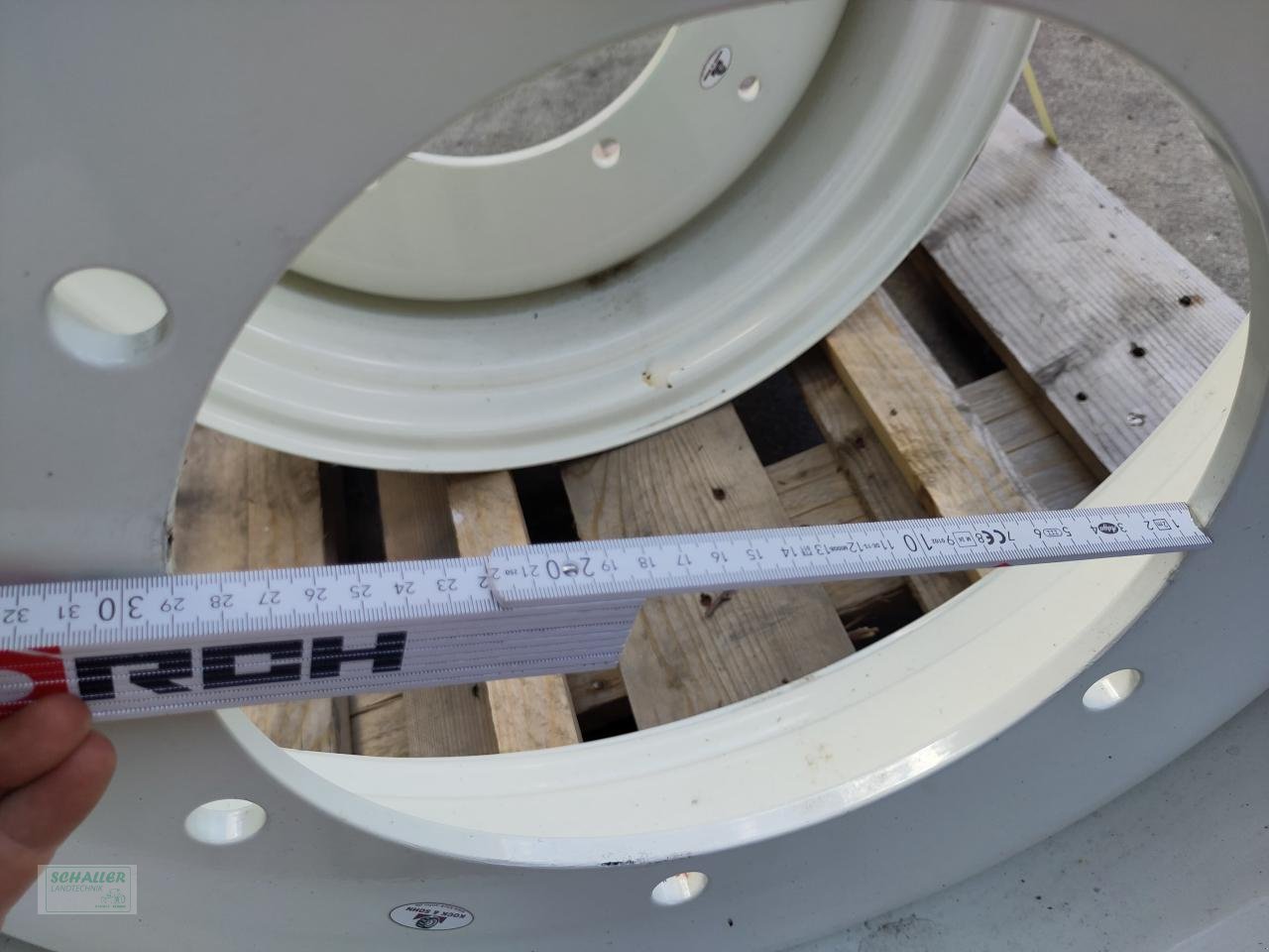 Sonstiges Traktorzubehör typu Renault Felgen Satz 10X24  neu 751-4, 951-4, große TX-Reihe, Gebrauchtmaschine v Geiselhöring (Obrázek 8)