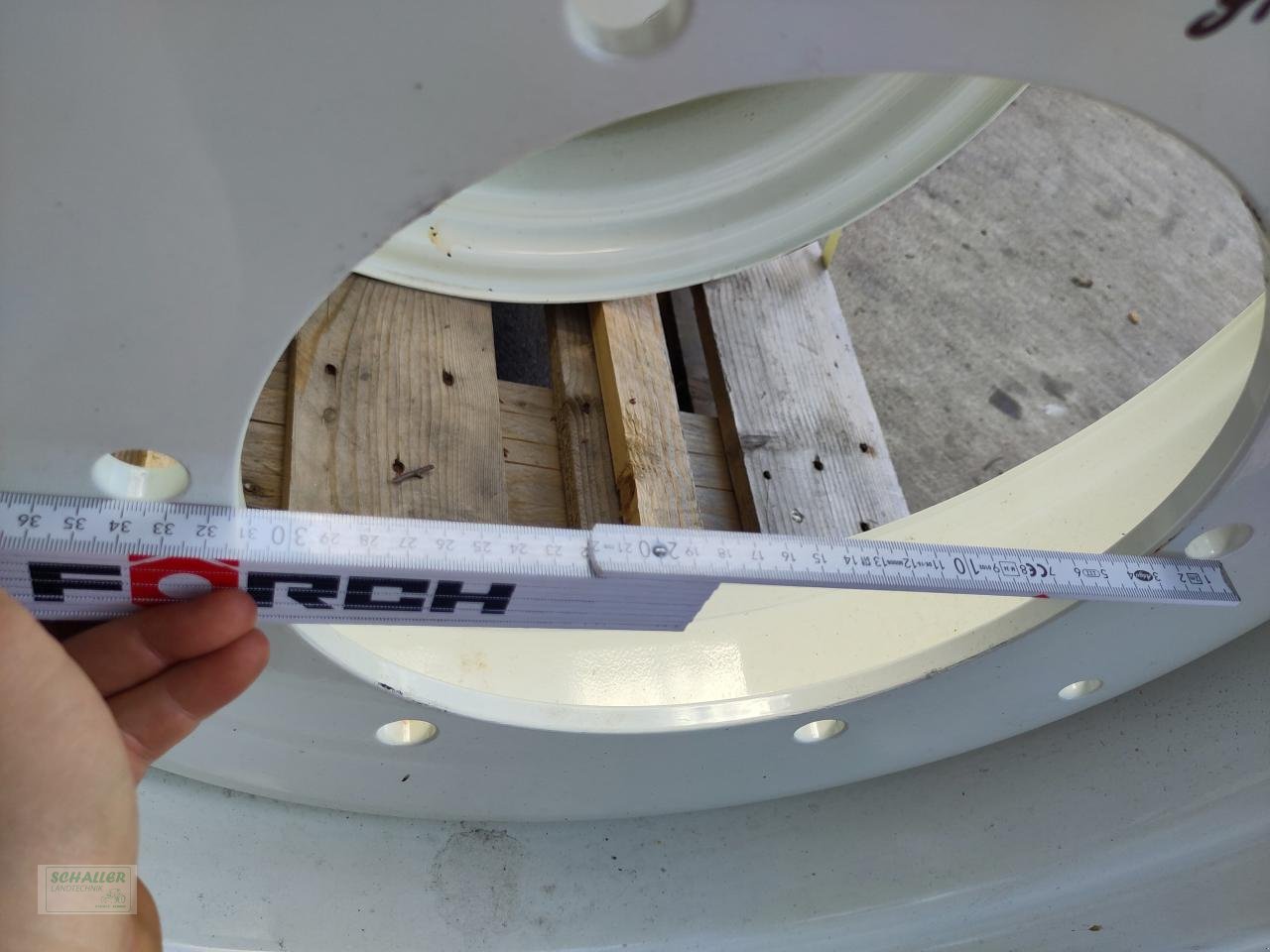 Sonstiges Traktorzubehör typu Renault Felgen Satz 10X24  neu 751-4, 951-4, große TX-Reihe, Gebrauchtmaschine v Geiselhöring (Obrázek 9)