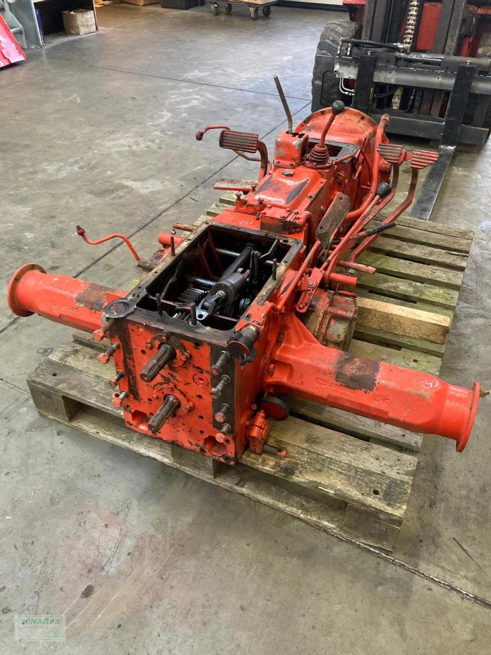 Sonstiges Traktorzubehör типа Renault Getriebe Renault 651, Gebrauchtmaschine в Geiselhöring (Фотография 2)