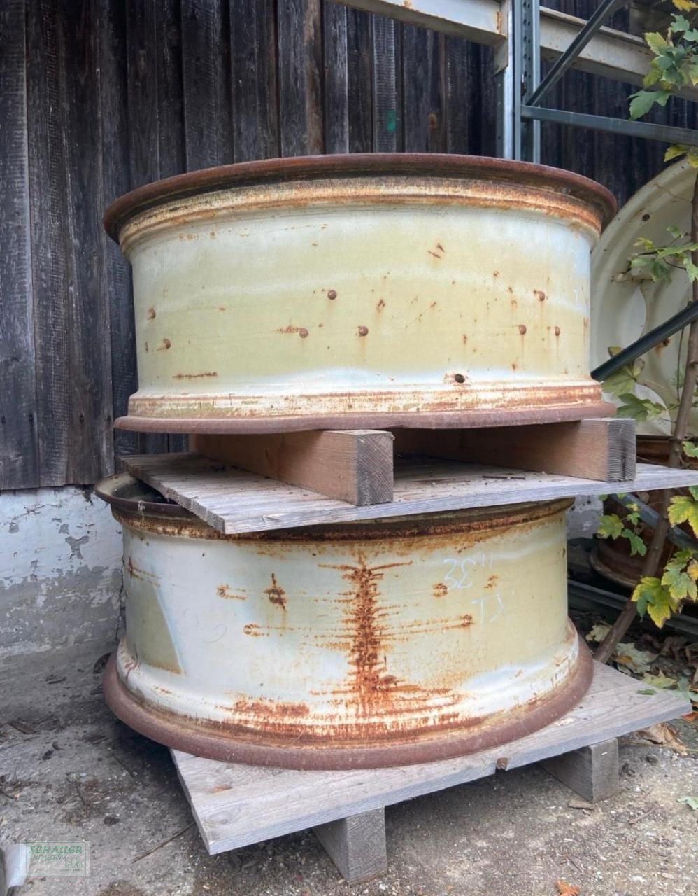 Sonstiges Traktorzubehör typu Renault Traktorfelgen 15-38 8 Loch Renault und Fendt, Gebrauchtmaschine v Geiselhöring (Obrázek 2)