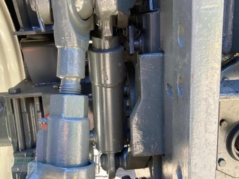 Sonstiges Traktorzubehör типа Renault Zusatzhubzylinder LINKS Satz Renault Ceres, John Deere 3000, Gebrauchtmaschine в Geiselhöring (Фотография 1)