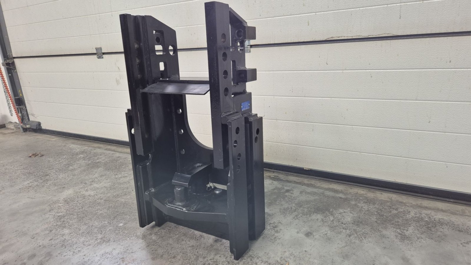 Sonstiges Traktorzubehör Türe ait Rockinger trekhaakframe met Piton-Fix, Neumaschine içinde Schoonebeek (resim 1)