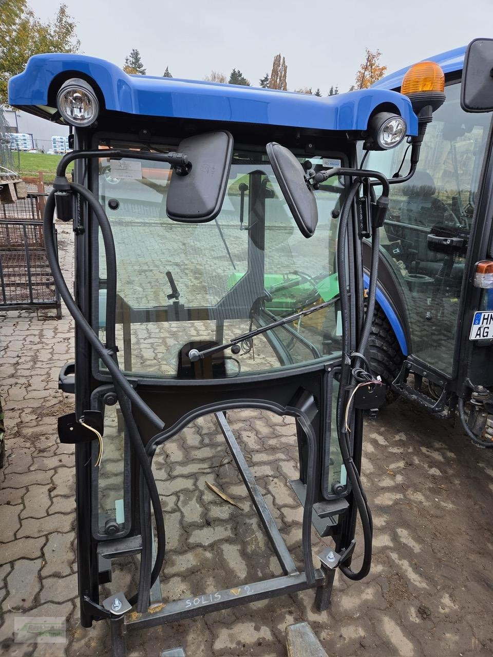 Sonstiges Traktorzubehör del tipo Solis SOLIS NAGLAK Kabine SOLIS 26 6+2, Neumaschine In Hess.Oldendorf (Immagine 1)