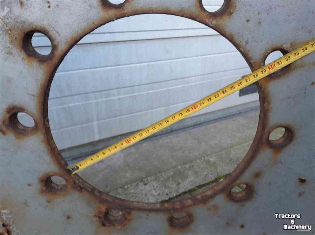 Sonstiges Traktorzubehör des Typs Sonstige 18x42 velg, Gebrauchtmaschine in Zevenaar (Bild 2)
