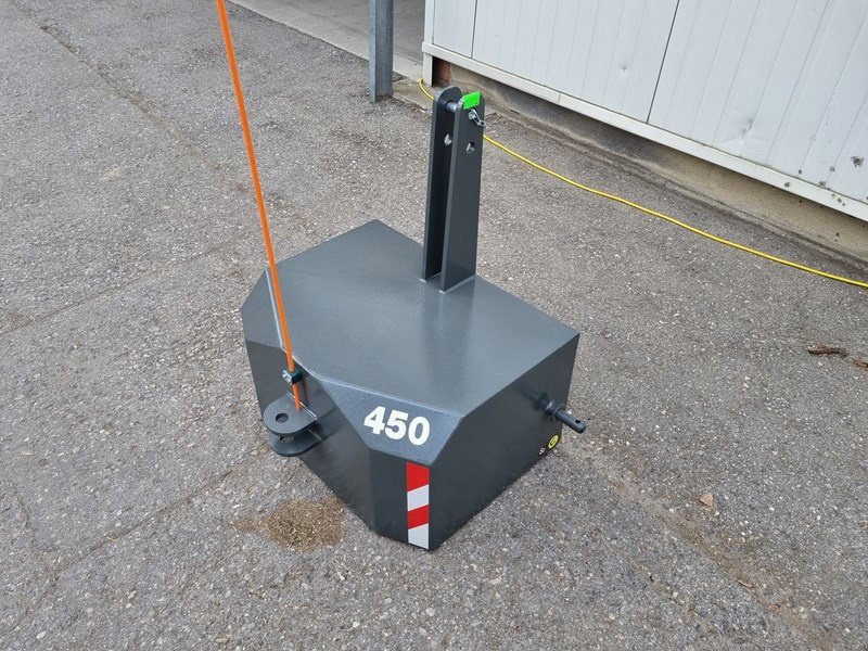 Sonstiges Traktorzubehör des Typs Sonstige 450 kg Frontgewicht, Neumaschine in Chur (Bild 2)