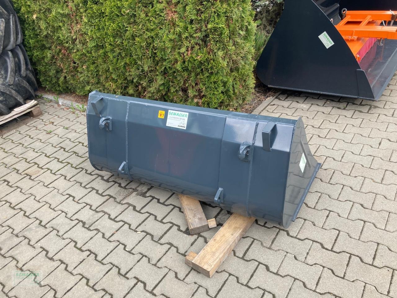 Sonstiges Traktorzubehör типа Sonstige AROS Frontladerschaufel FLS, Breiten: 1,20 bis 2,40m  Universalschaufel Euroaufnahme, Neumaschine в Geiselhöring (Фотография 7)